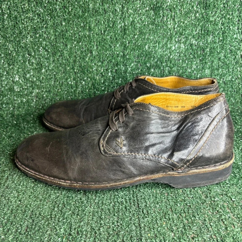 John Varvatos Distressed Leather Vibram Sole Chukka Boot Brown Mens Size 10.5